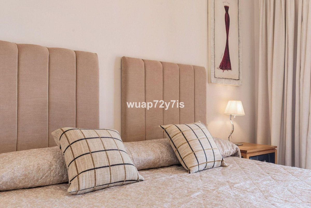 Te koop Middle Floor Apartment Costa Del Sol Los Flamingos € 580.000,-