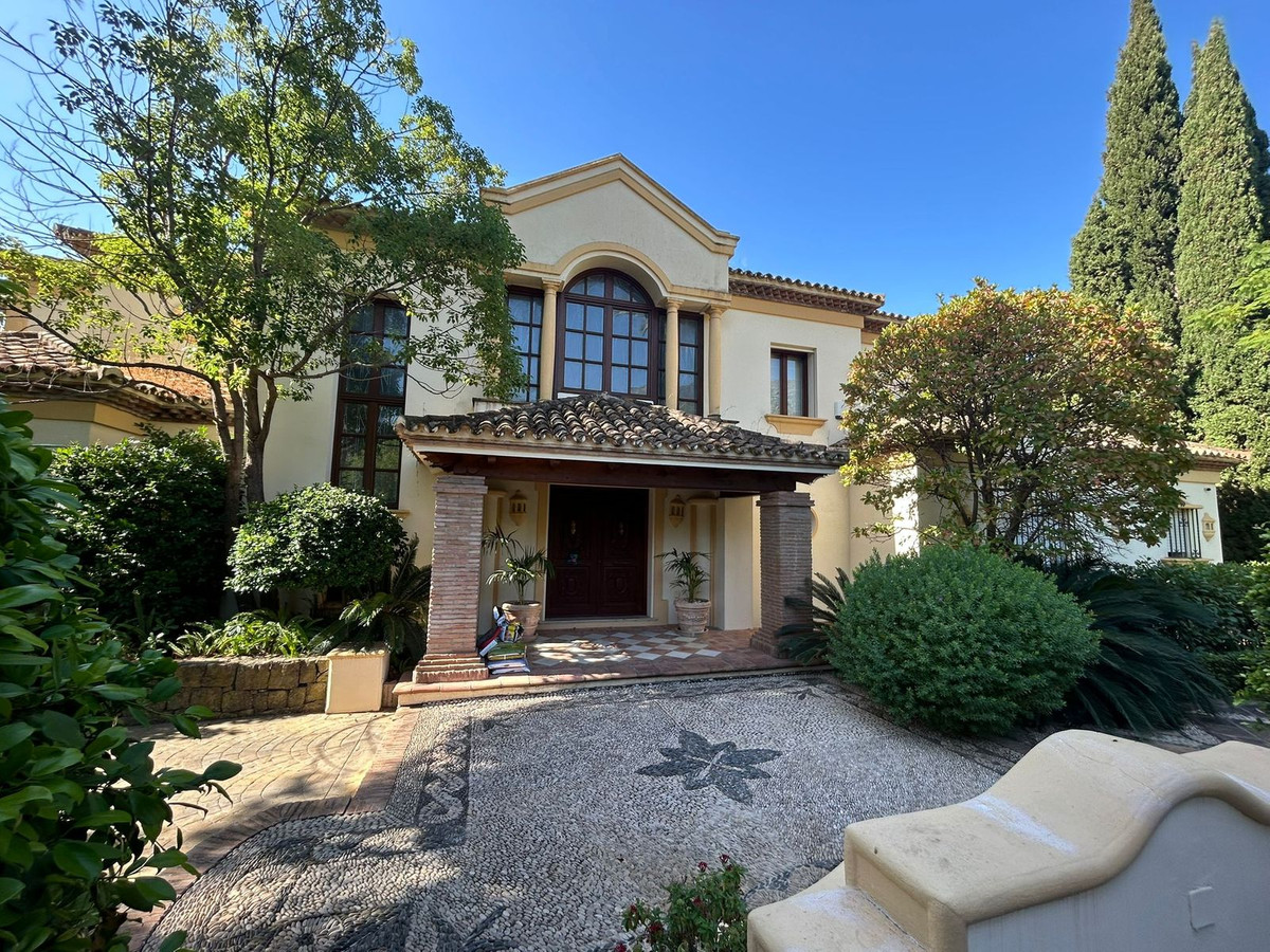 Te koop Vrijstaande Villa Costa Del Sol Sierra Blanca € 6.500.000,-