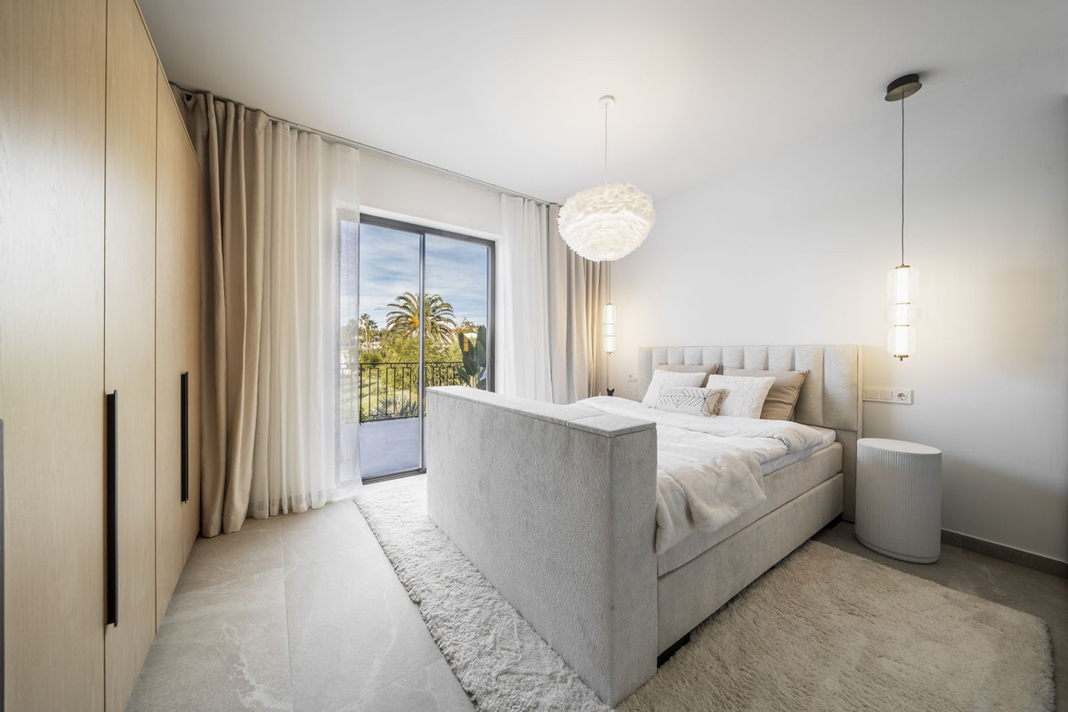 Te koop Herenhuis Costa Del Sol Nueva Andalucía € 1.590.000,-