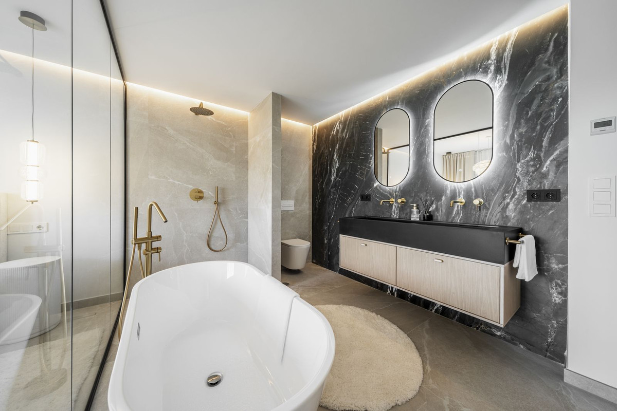 Te koop Herenhuis Costa Del Sol Nueva Andalucía € 1.590.000,-