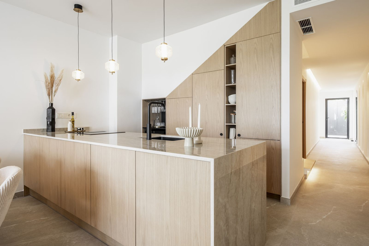 Te koop Herenhuis Costa Del Sol Nueva Andalucía € 1.590.000,-