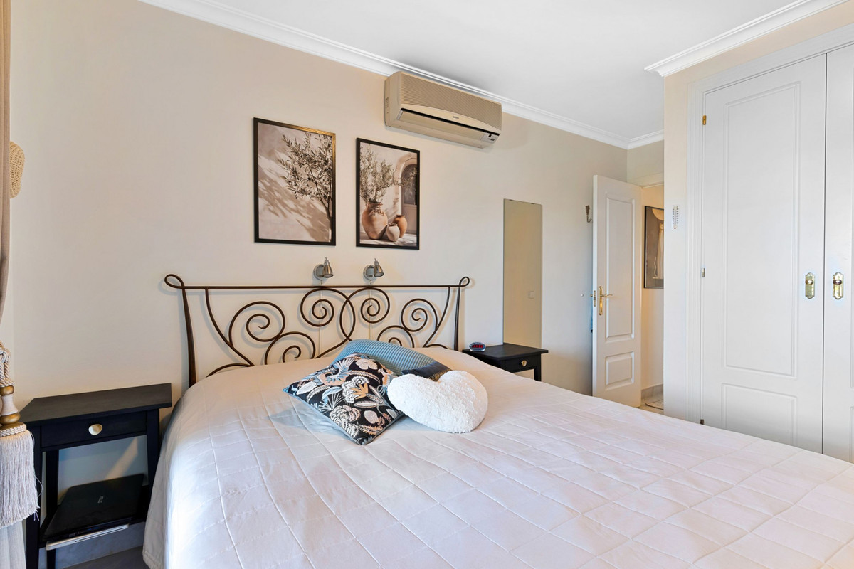 Te koop Middle Floor Apartment Costa Del Sol Nueva Andalucía € 499.000,-