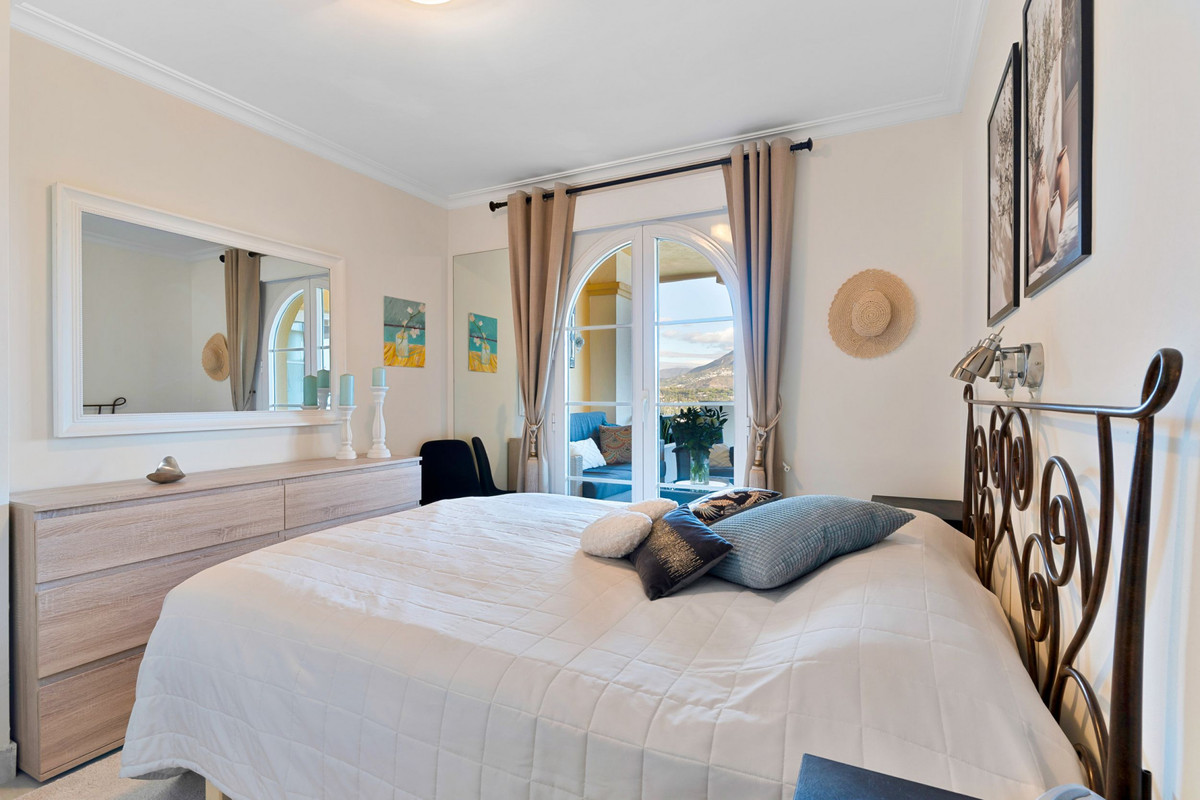 Te koop Middle Floor Apartment Costa Del Sol Nueva Andalucía € 499.000,-