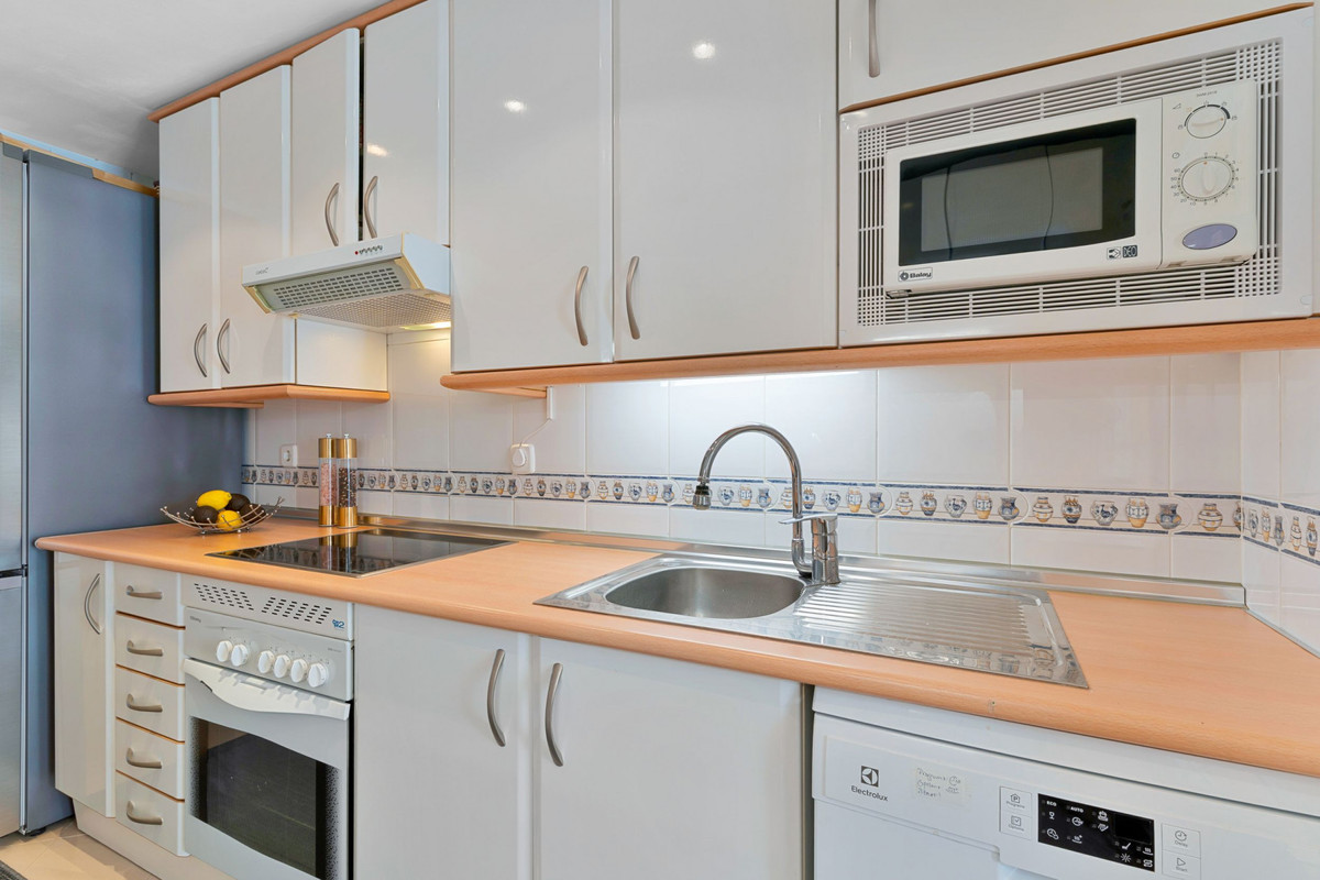 Te koop Middle Floor Apartment Costa Del Sol Nueva Andalucía € 499.000,-