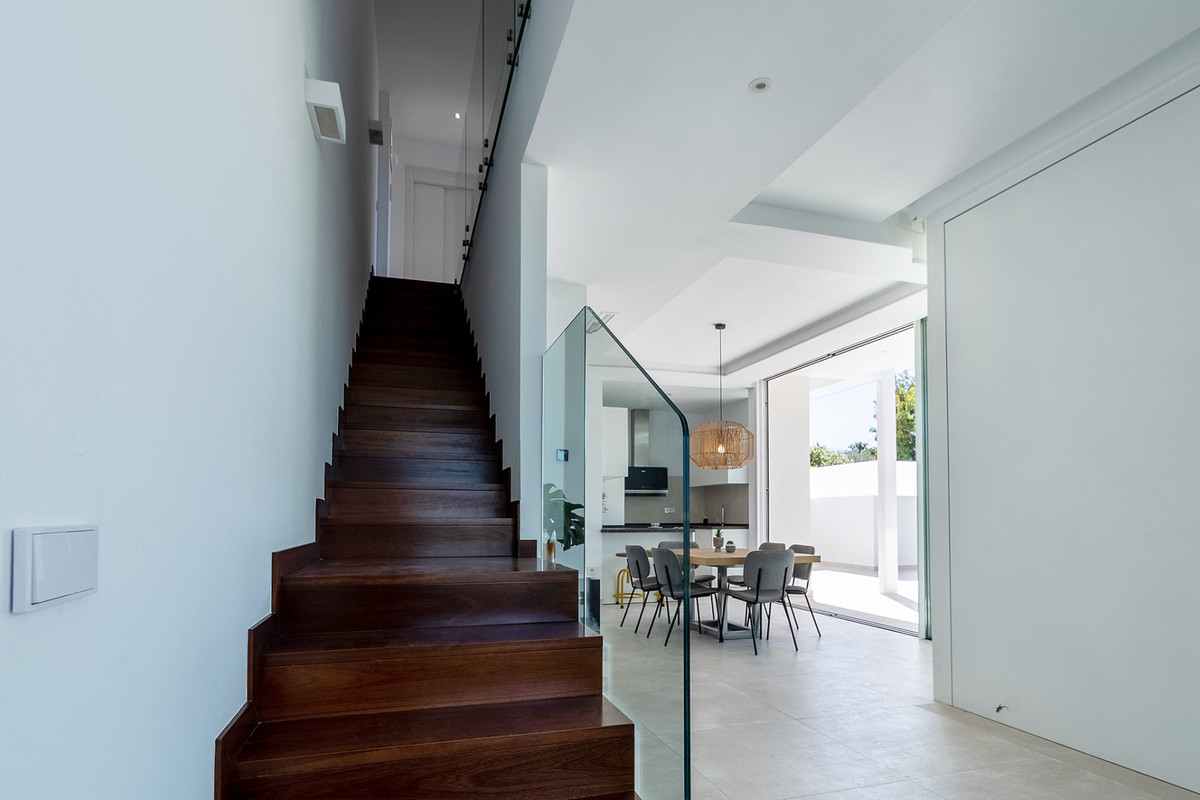 Te koop Vrijstaande Villa Costa Del Sol Marbella € 1.950.000,-