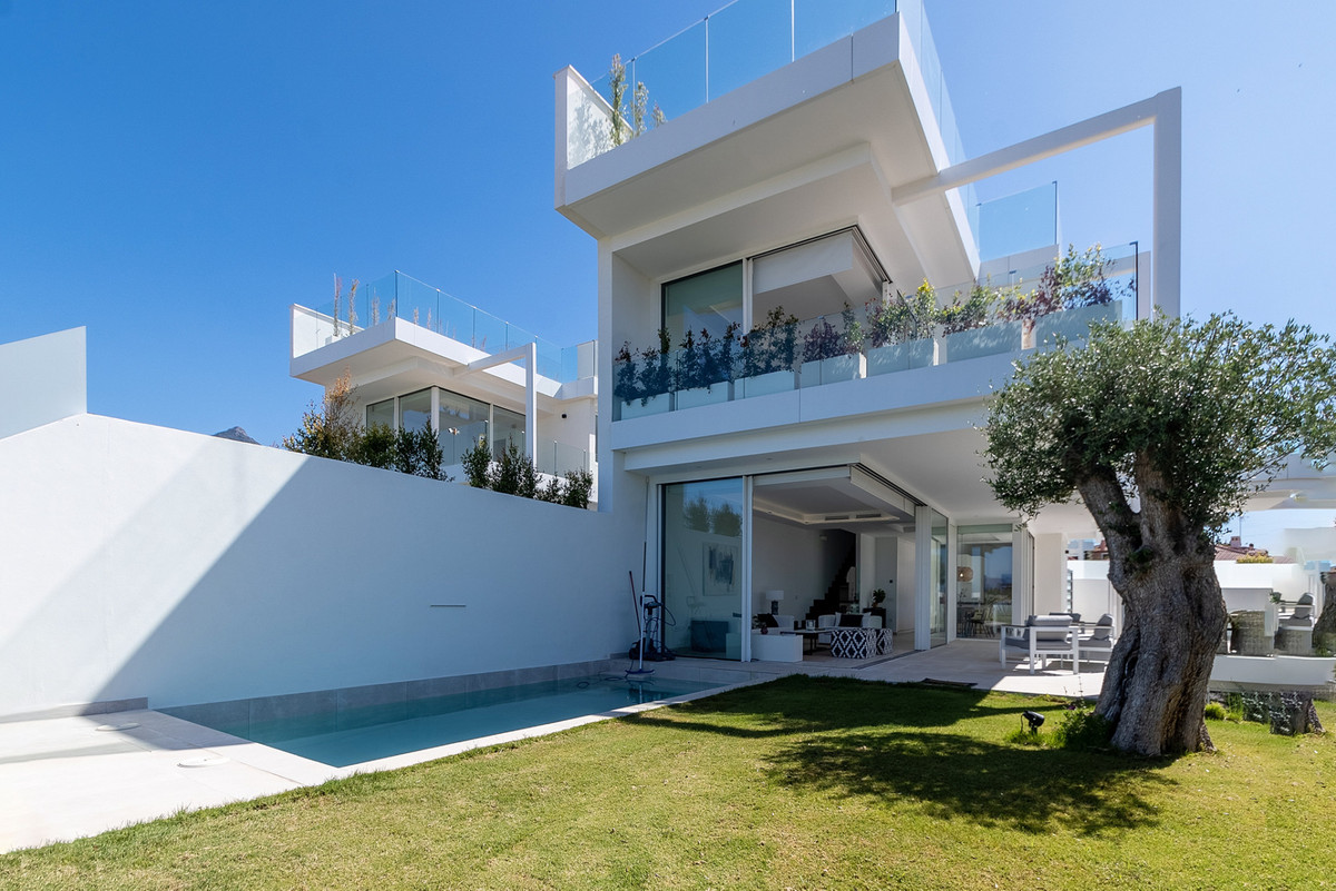 Te koop Vrijstaande Villa Costa Del Sol Marbella € 1.950.000,-