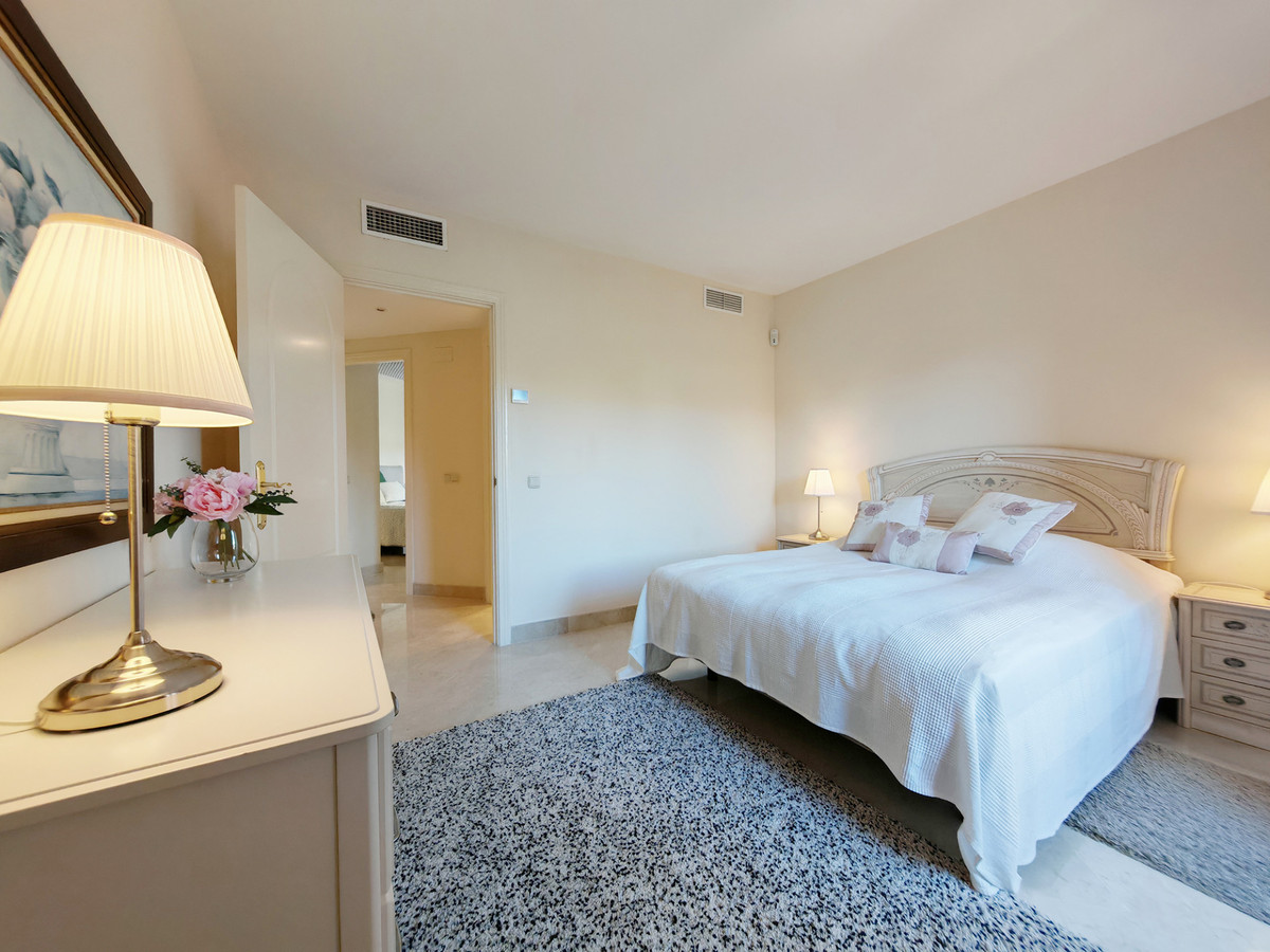 Te koop Middle Floor Apartment Costa Del Sol Marbella € 597.000,-