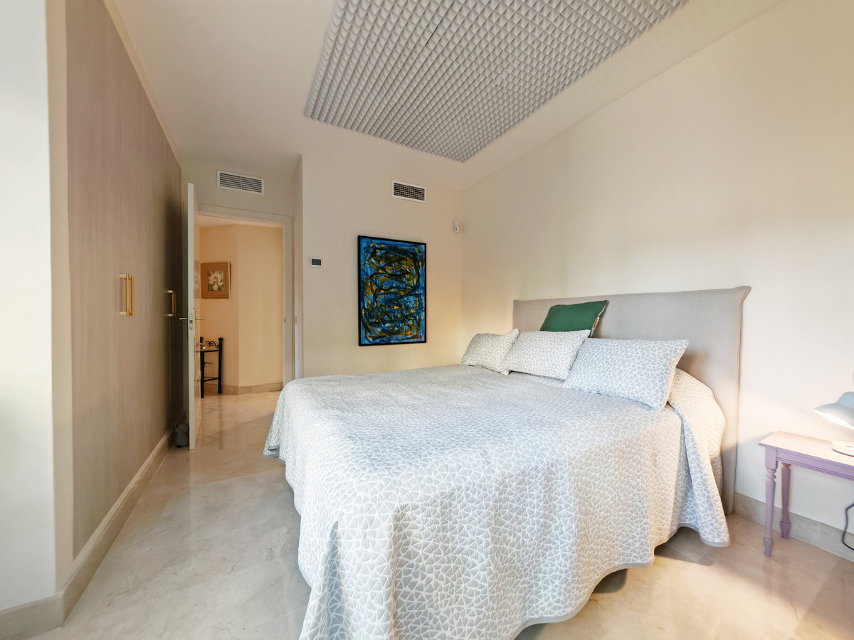 Te koop Middle Floor Apartment Costa Del Sol Marbella € 597.000,-