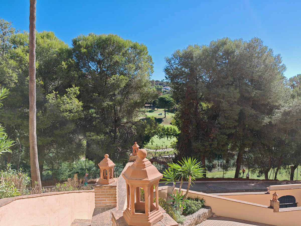 Te koop Middle Floor Apartment Costa Del Sol Marbella € 597.000,-