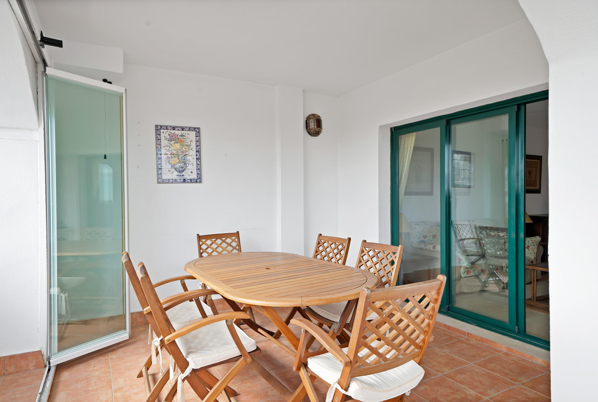 Te koop Middle Floor Apartment Costa Del Sol San Pedro De Alcántara € 629.700,-