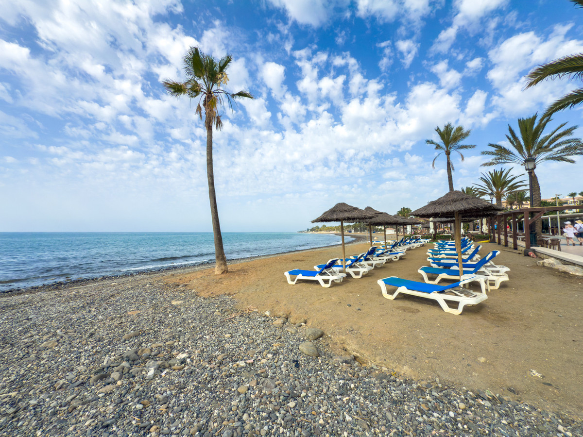 Te koop Middle Floor Apartment Costa Del Sol San Pedro De Alcántara € 629.700,-