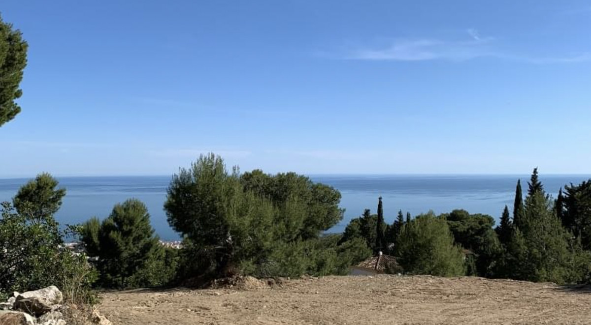 Te koop Grond Costa Del Sol Málaga Este € 1.000.000,-