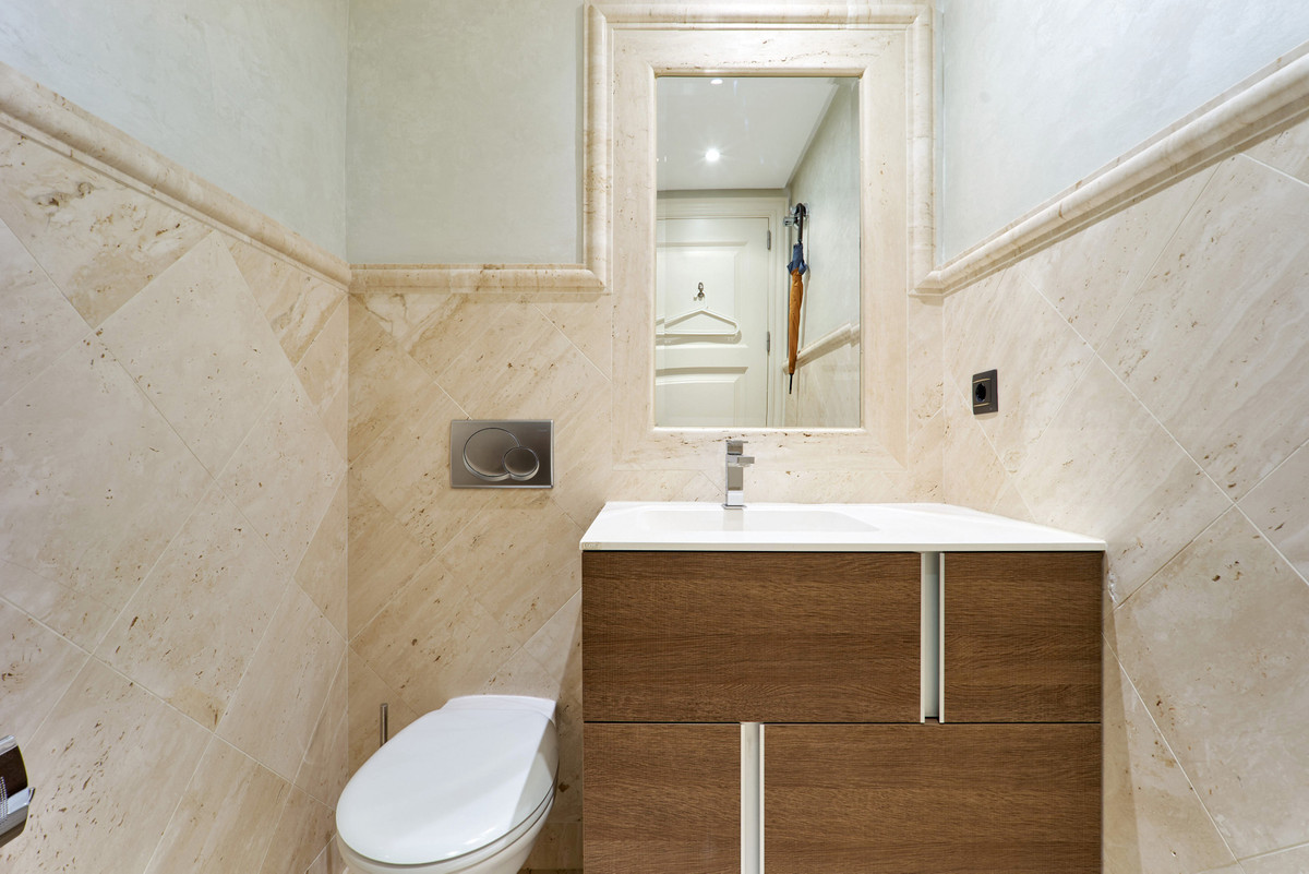 Te koop Gelijkvloers appartement Costa Del Sol Estepona € 2.300.000,-