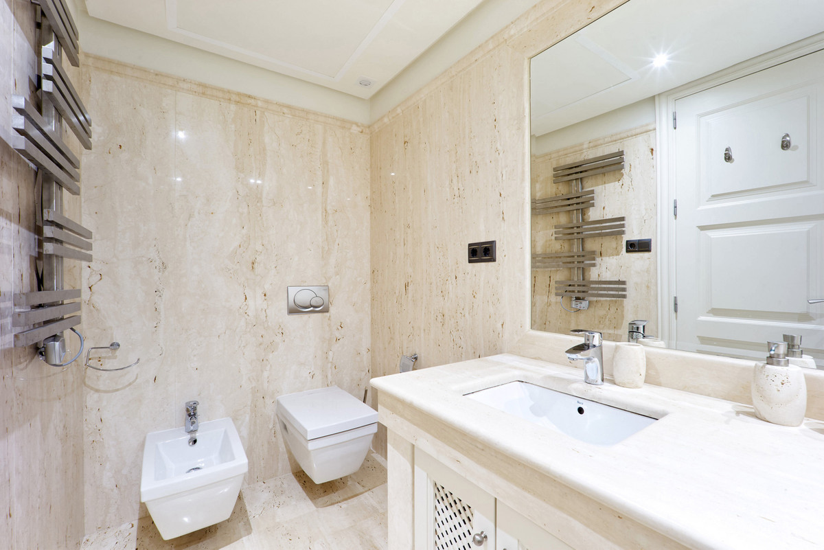 Te koop Gelijkvloers appartement Costa Del Sol Estepona € 2.300.000,-