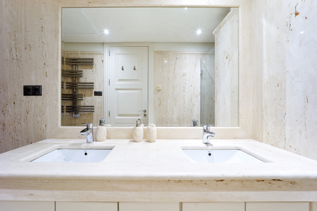 Te koop Gelijkvloers appartement Costa Del Sol Estepona € 2.300.000,-