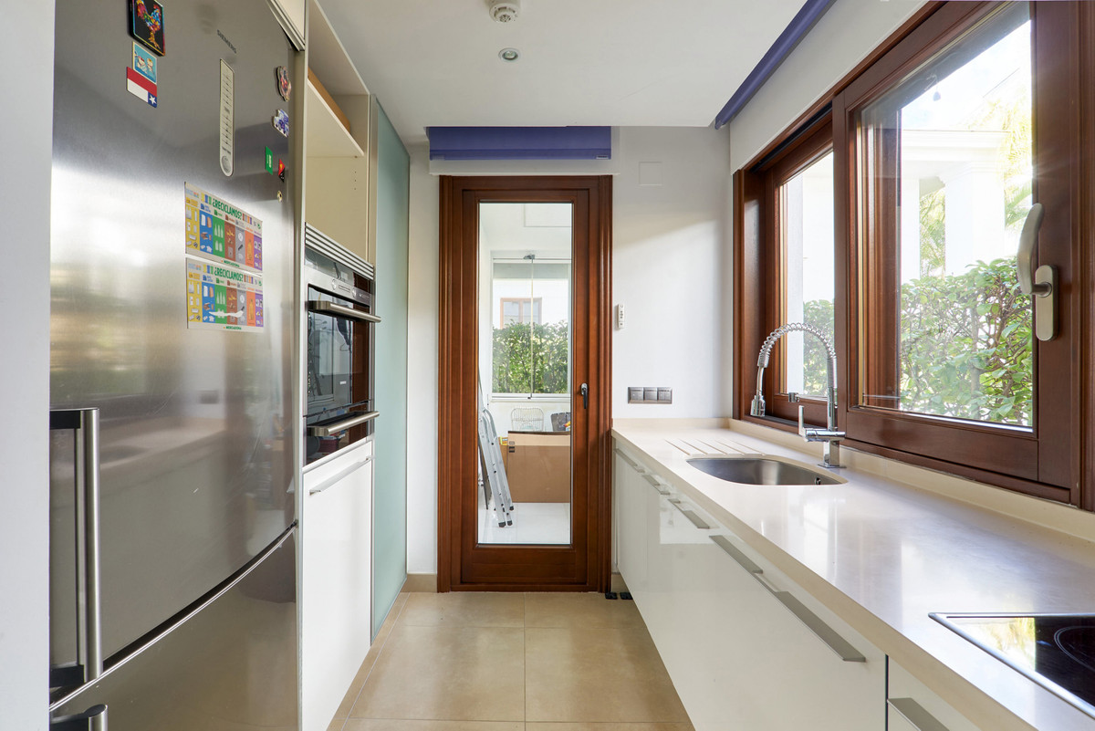 Te koop Gelijkvloers appartement Costa Del Sol Estepona € 2.300.000,-