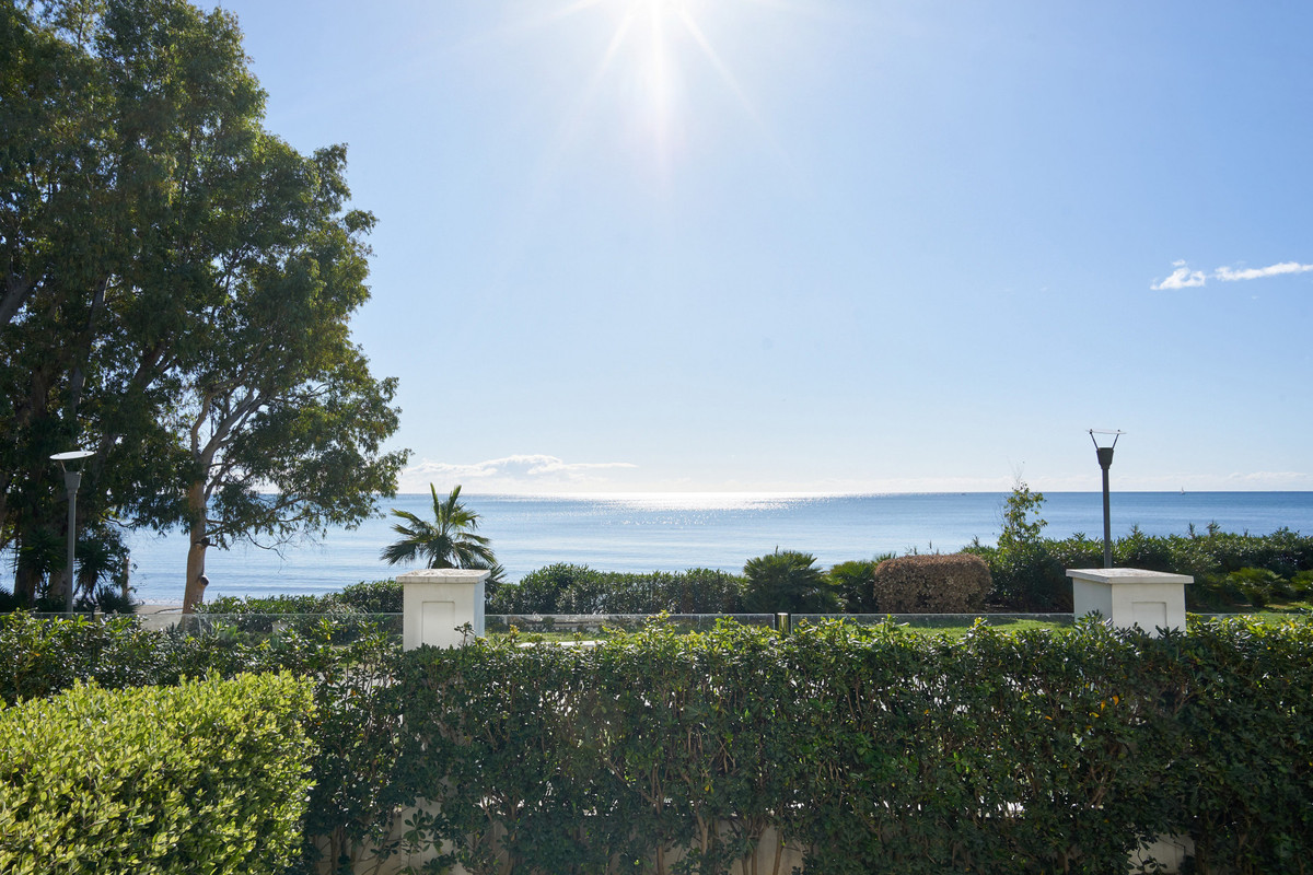 Te koop Gelijkvloers appartement Costa Del Sol Estepona € 2.300.000,-