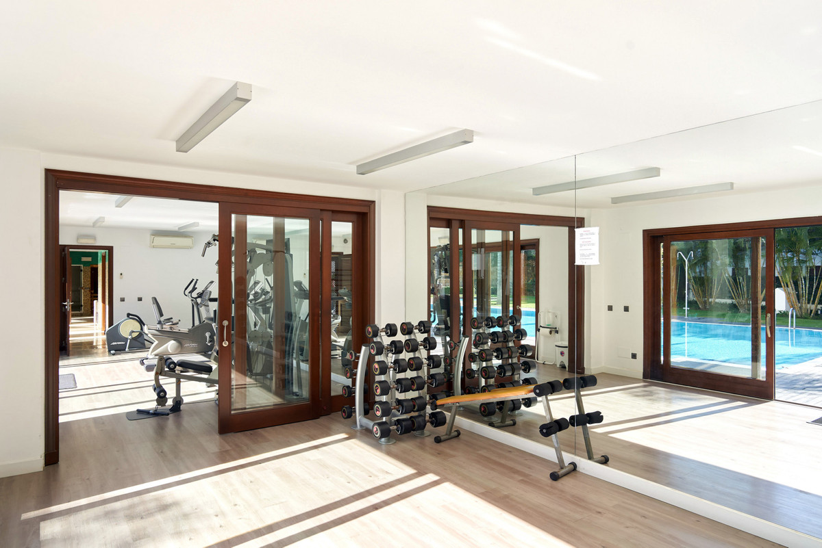 Te koop Gelijkvloers appartement Costa Del Sol Estepona € 2.300.000,-