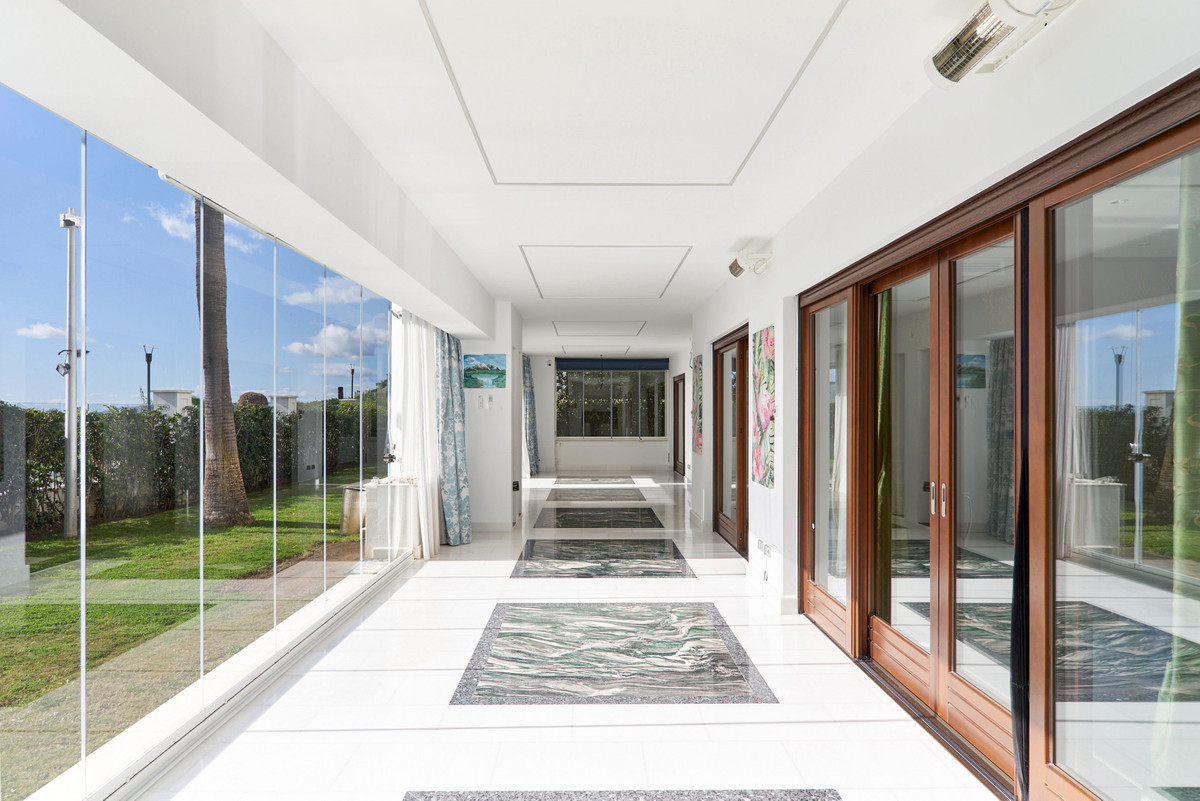 Te koop Gelijkvloers appartement Costa Del Sol Estepona € 2.300.000,-