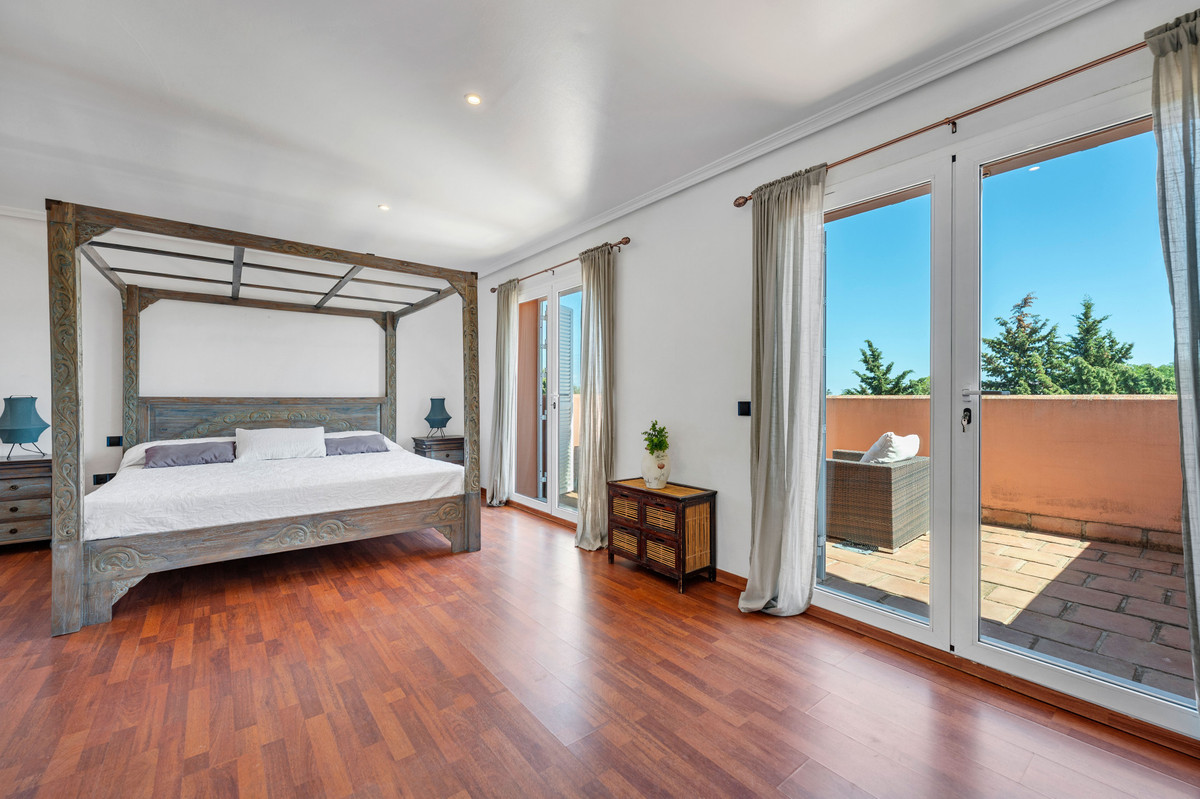 Te koop Vrijstaande Villa Costa Del Sol Sotogrande Costa € 1.450.000,-