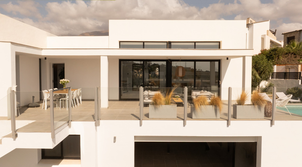 Te koop Vrijstaande Villa Costa Del Sol Valle Romano € 995.000,-