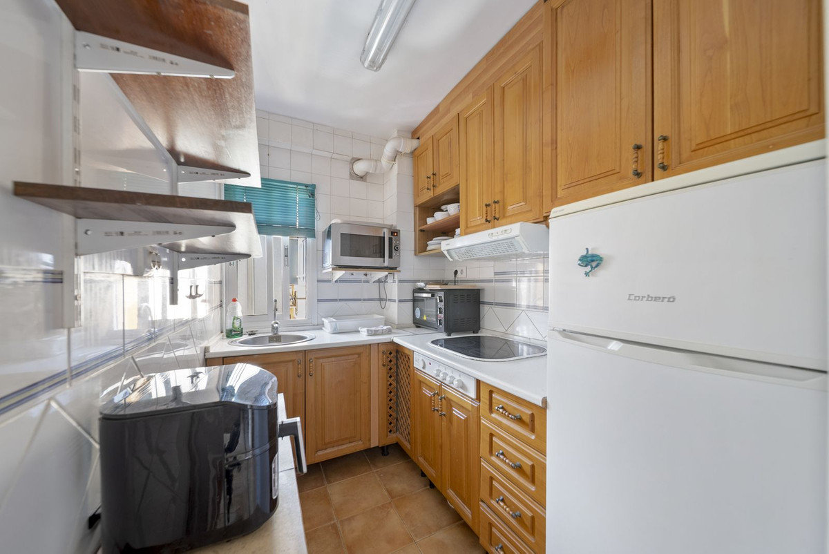 Te koop Middle Floor Apartment Costa Del Sol Benalmadena Costa € 255.000,-