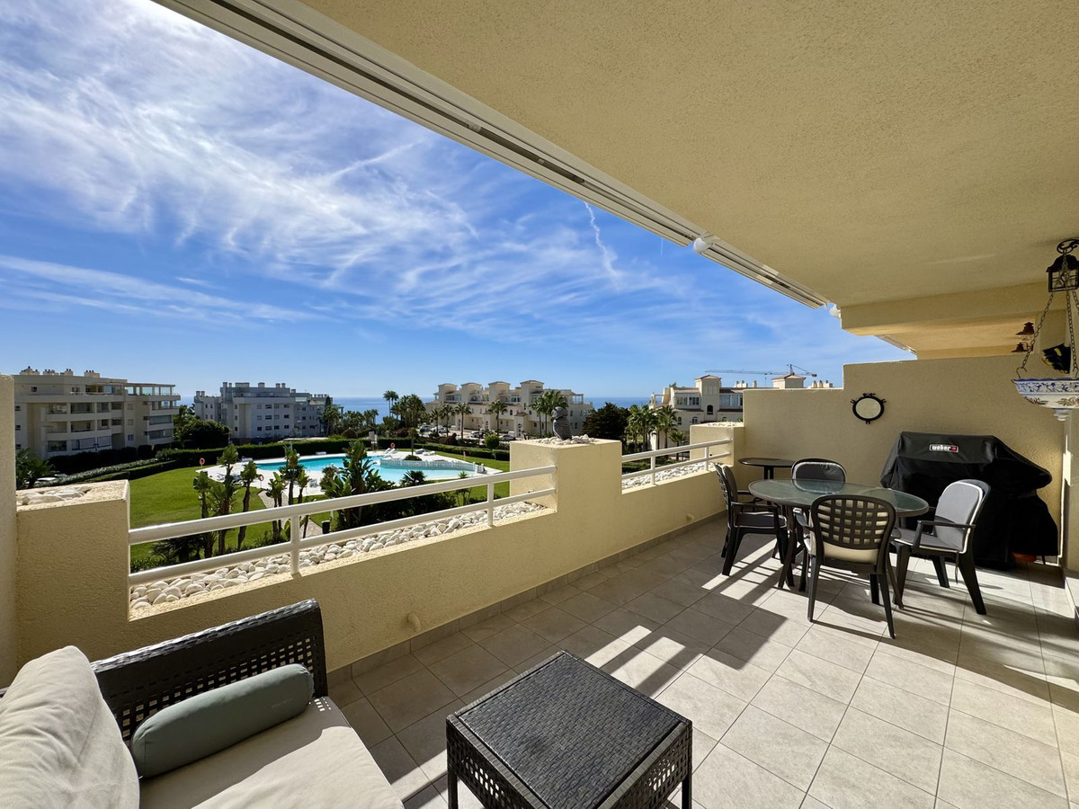Te koop Middle Floor Apartment Costa Del Sol El Chaparral € 350.000,-
