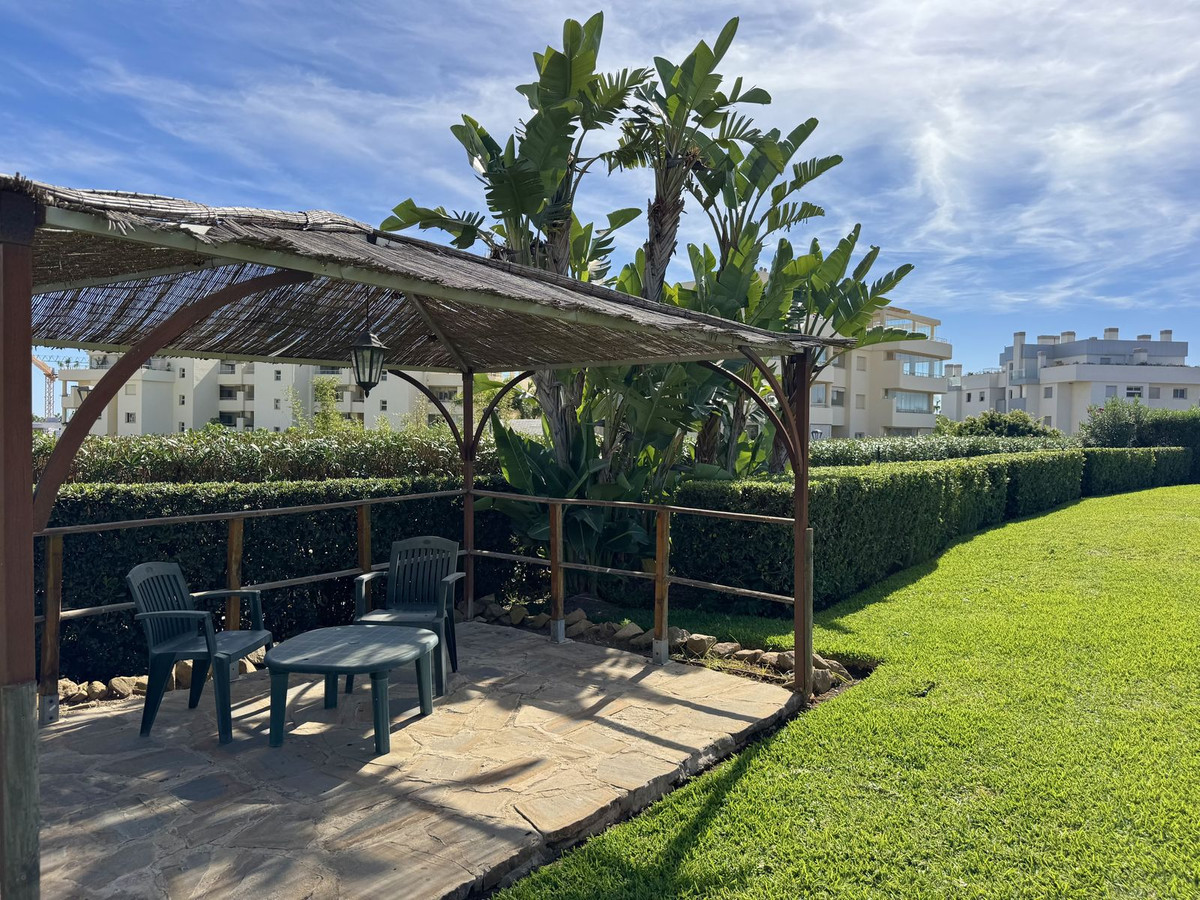 Te koop Middle Floor Apartment Costa Del Sol El Chaparral € 350.000,-