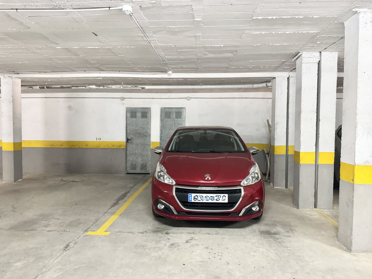 Te koop Middle Floor Apartment Costa Del Sol El Chaparral € 350.000,-