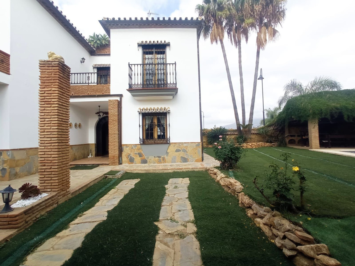Te koop Vrijstaande Villa Costa Del Sol Mijas € 1.300.000,-