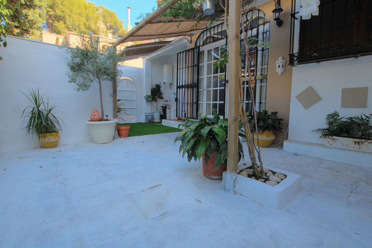Te koop Half vrijstaand huis Costa Del Sol El Coto € 375.000,-