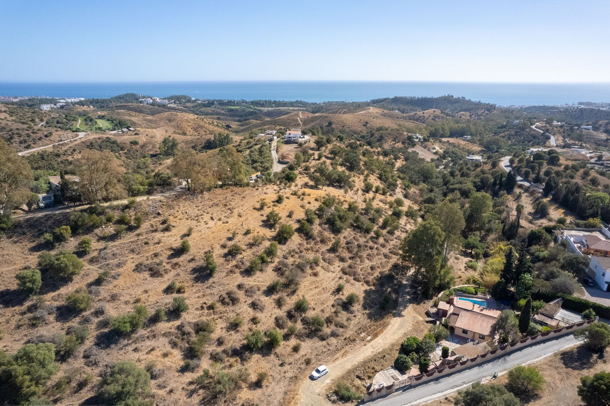 Te koop Grond Costa Del Sol Cerros Del Aguila € 945.000,-