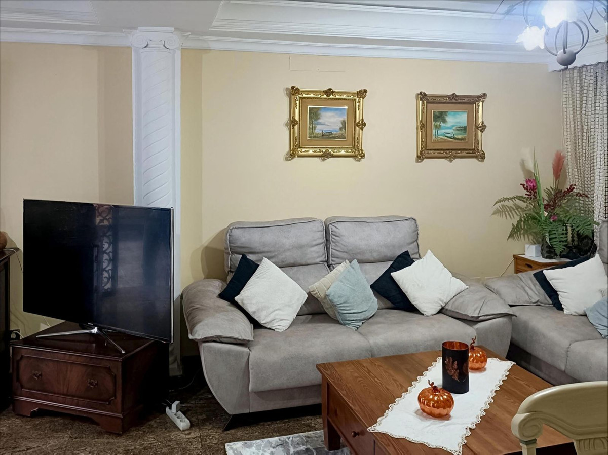 Te koop Herenhuis Costa Del Sol Coín € 269.000,-