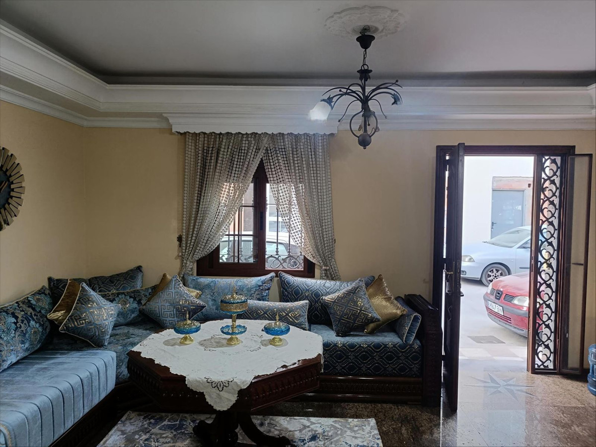 Te koop Herenhuis Costa Del Sol Coín € 269.000,-