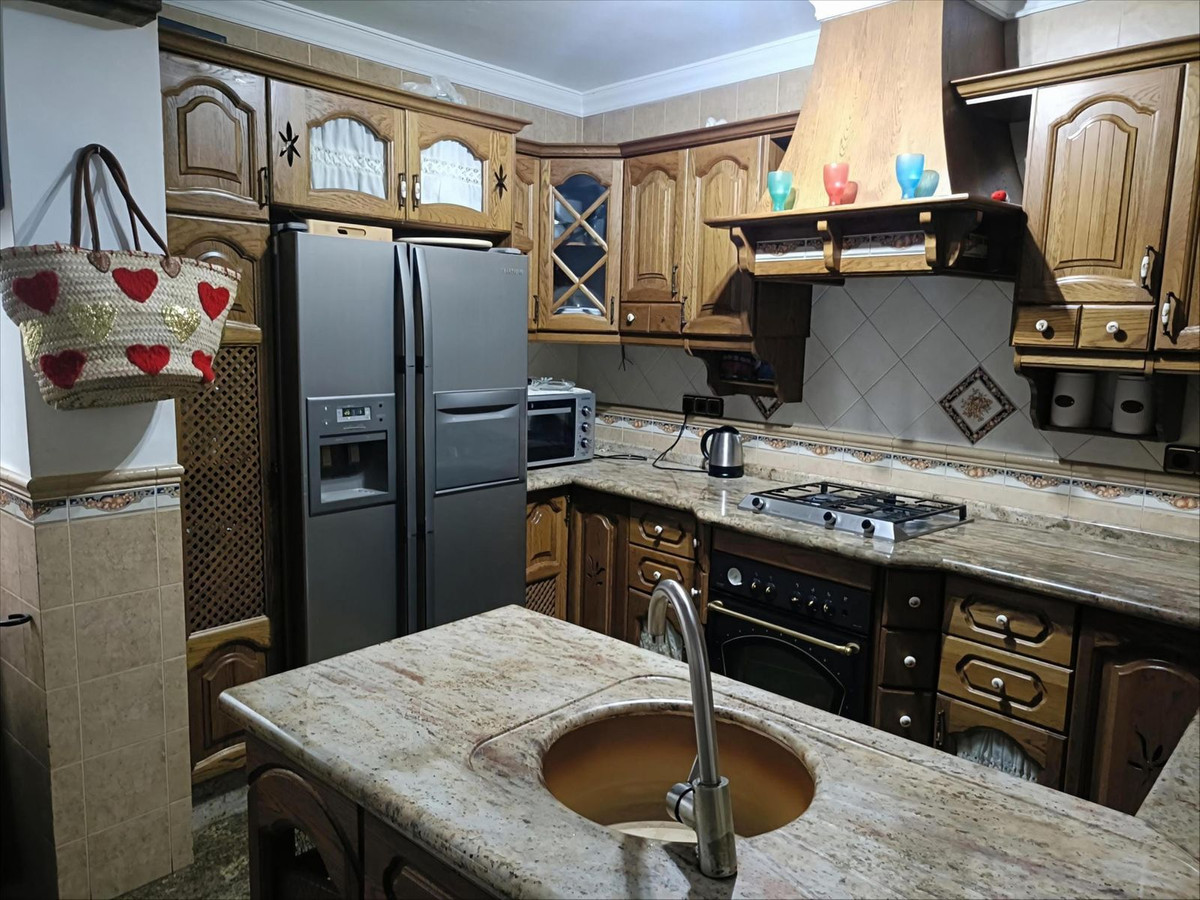 Te koop Herenhuis Costa Del Sol Coín € 269.000,-