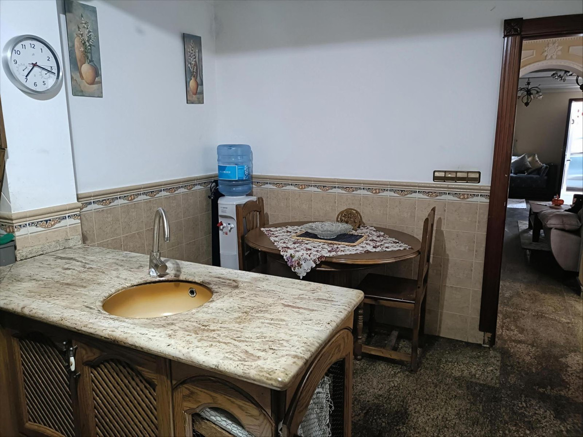 Te koop Herenhuis Costa Del Sol Coín € 269.000,-