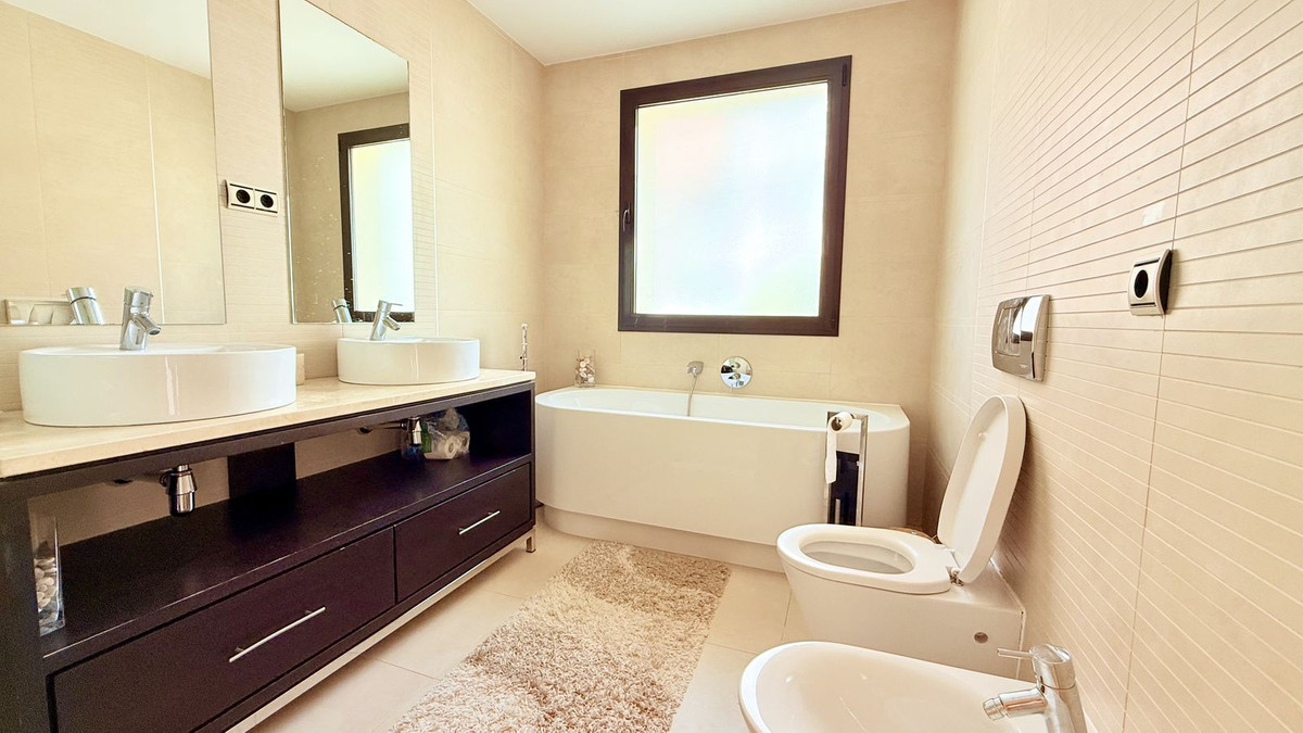 Te koop Penthouse Costa Del Sol Altos De Los Monteros € 700.000,-