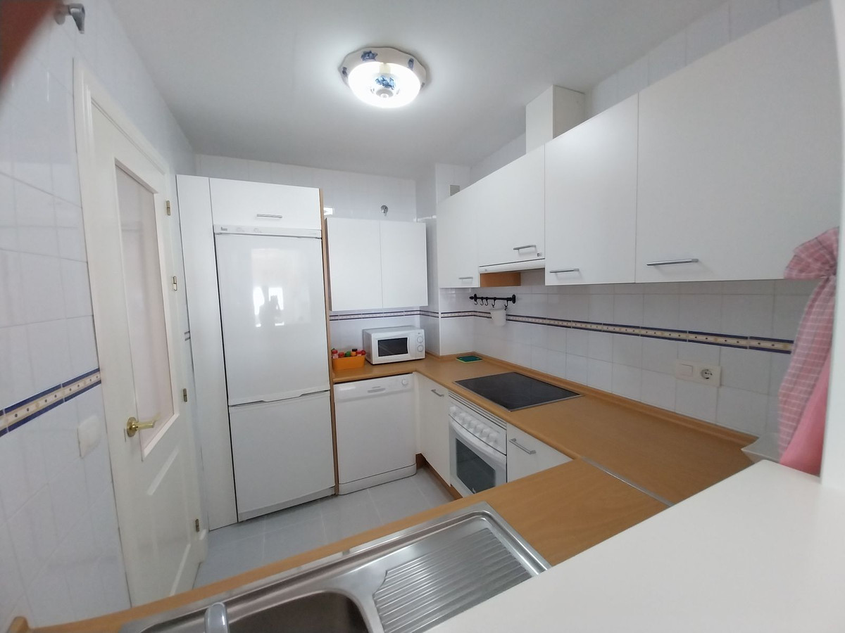 Te koop Middle Floor Apartment Costa Del Sol Calahonda € 730.000,-