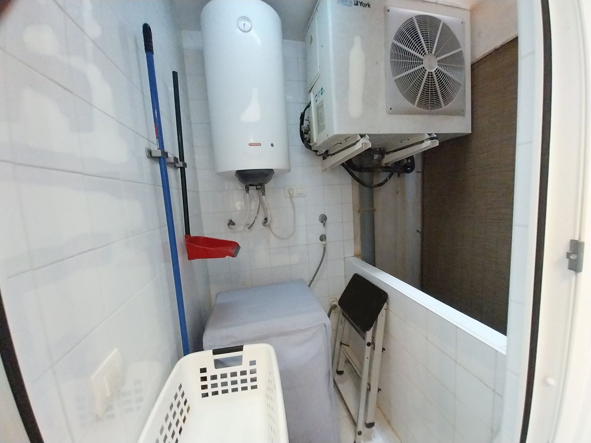 Te koop Middle Floor Apartment Costa Del Sol Calahonda € 730.000,-