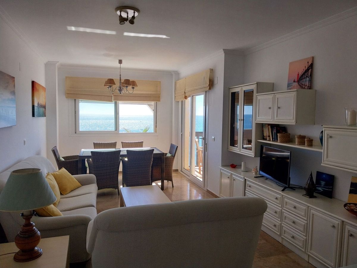 Te koop Middle Floor Apartment Costa Del Sol Calahonda € 730.000,-