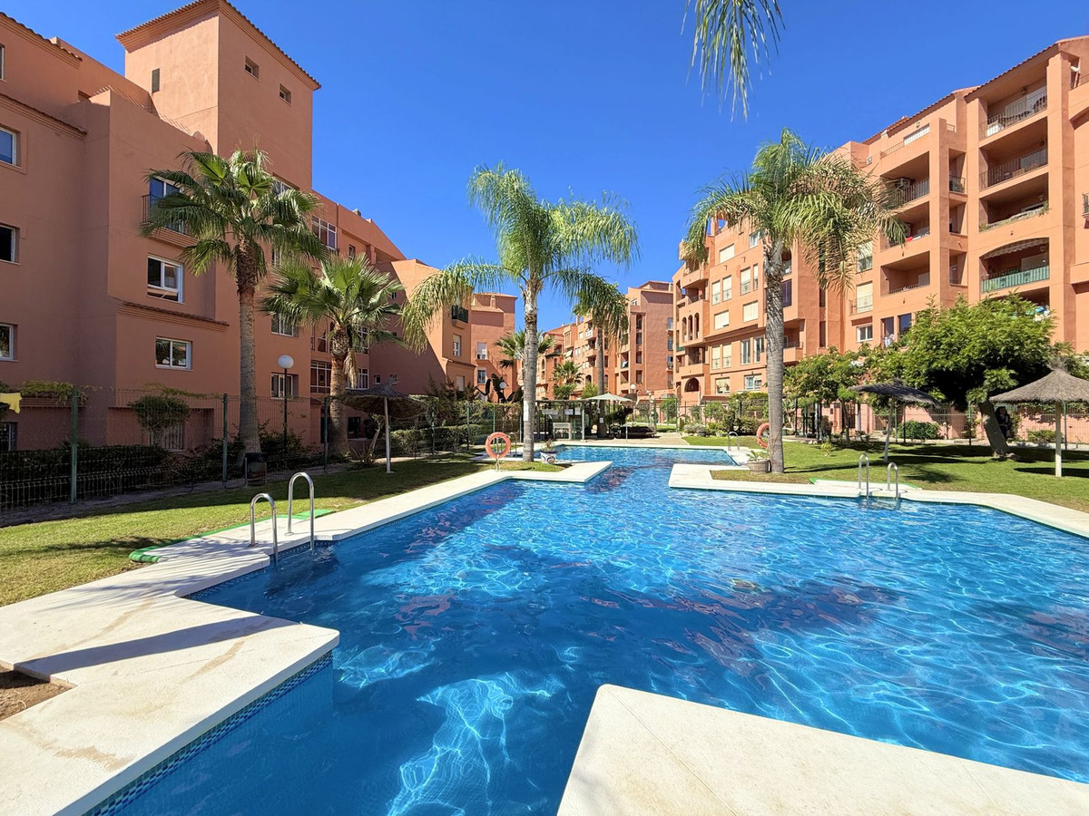 Te koop Gelijkvloers appartement Costa Del Sol La Duquesa € 268.000,-