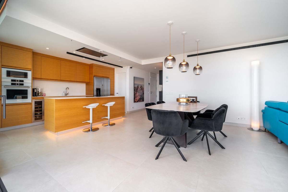 Te koop Middle Floor Apartment Costa Del Sol Fuengirola € 825.000,-