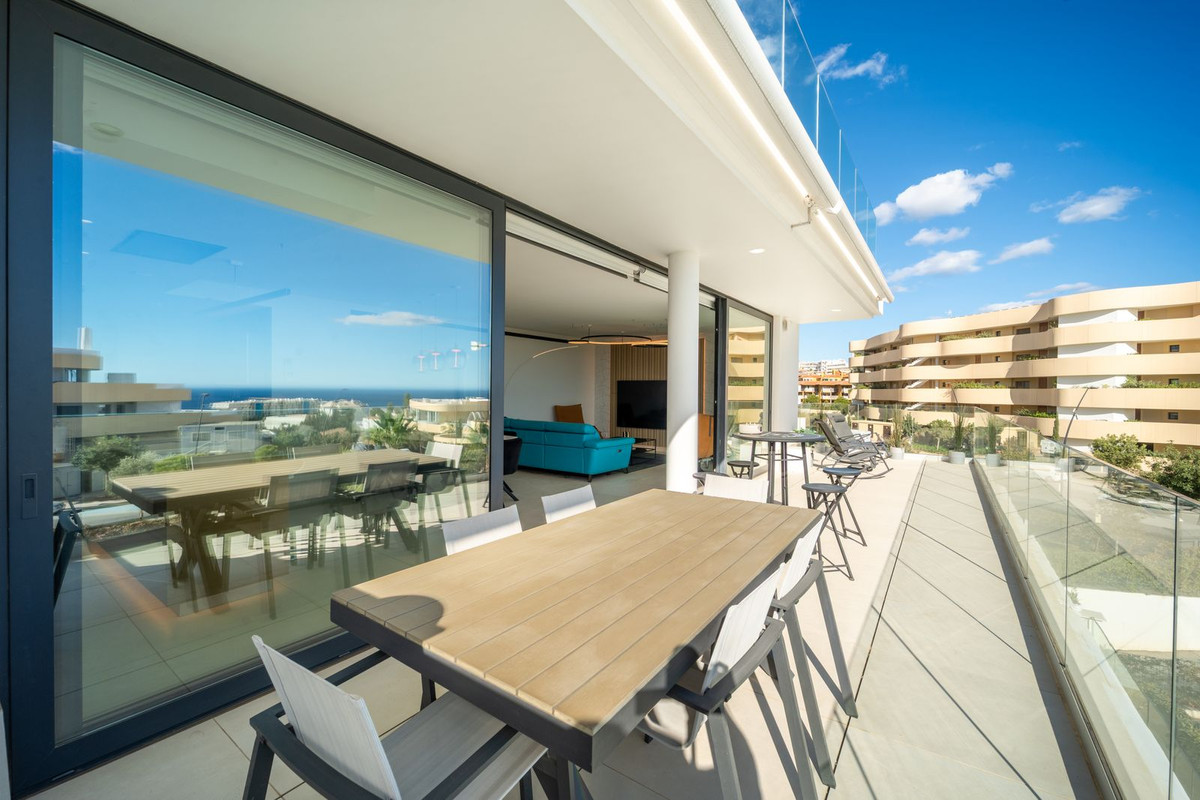 Te koop Middle Floor Apartment Costa Del Sol Fuengirola € 825.000,-