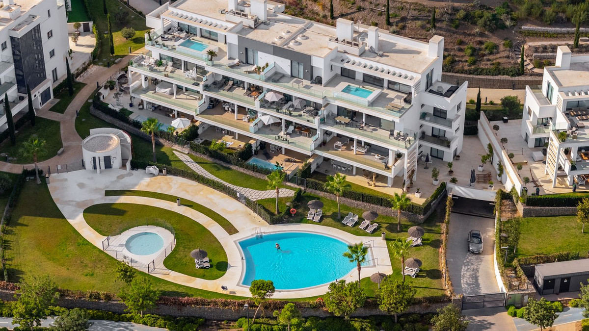 Te koop Middle Floor Apartment Costa Del Sol Fuengirola € 825.000,-