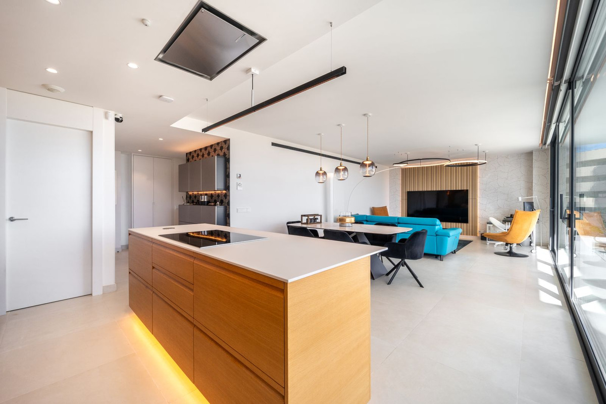 Te koop Middle Floor Apartment Costa Del Sol Fuengirola € 825.000,-