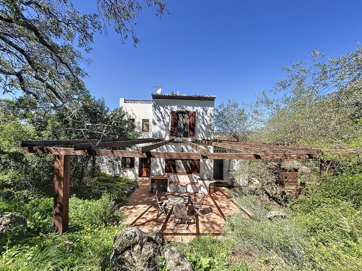 Te koop Finca - Cortijo Costa Del Sol Comares € 324.000,-