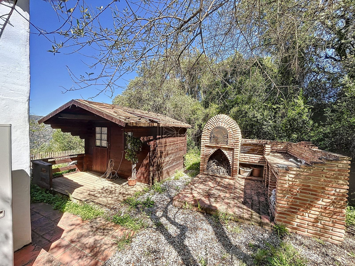 Te koop Finca - Cortijo Costa Del Sol Comares € 324.000,-