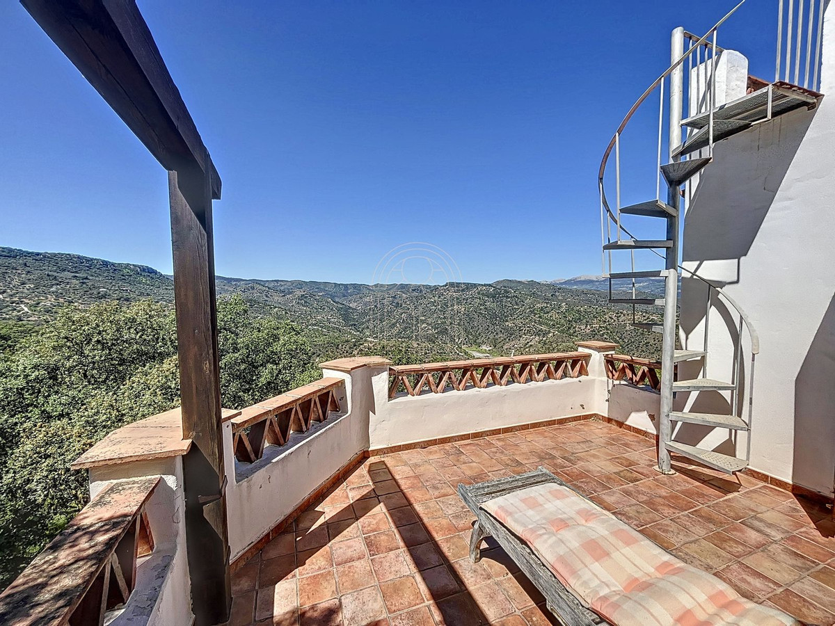 Te koop Finca - Cortijo Costa Del Sol Comares € 324.000,-