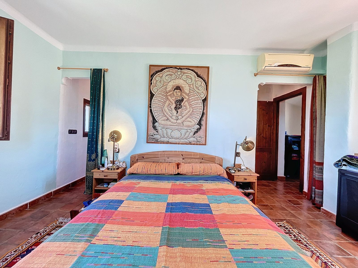 Te koop Finca - Cortijo Costa Del Sol Comares € 324.000,-