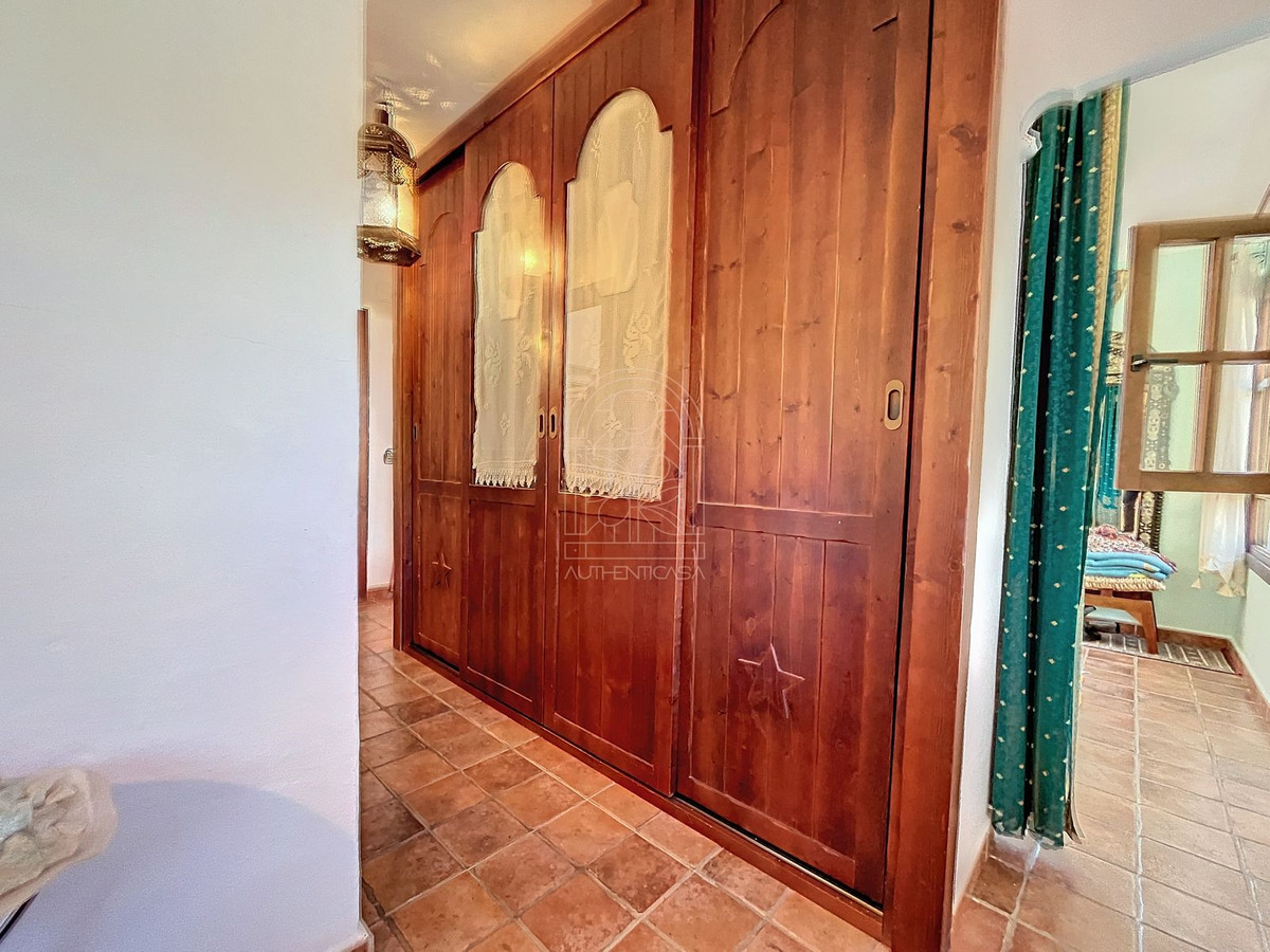 Te koop Finca - Cortijo Costa Del Sol Comares € 324.000,-